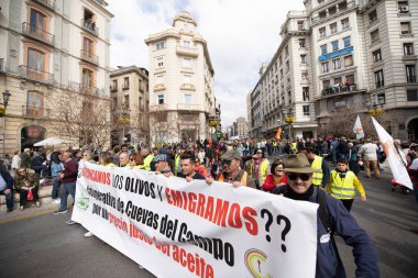 Haksız fiyatları protesto eden çiftçilerin gösterisi