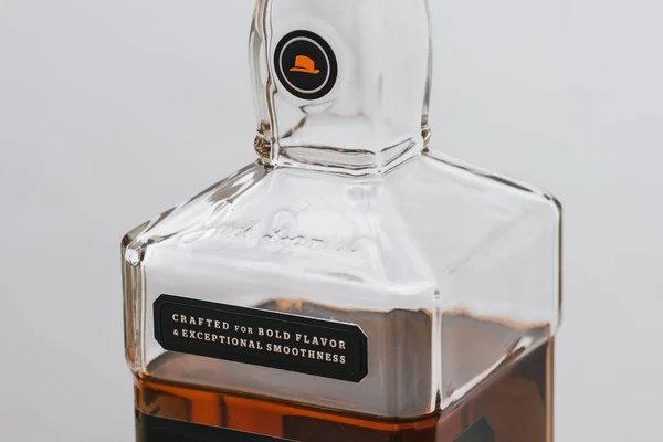 Jack Daniels Sinatra Select Tennessee Whiskey Detail with Hat Lo — Stock Fotó