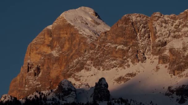 Timelapse Tofana Rozes Peak Cortina Ampezzo Winter Sunrise Snow Covered — стокове відео