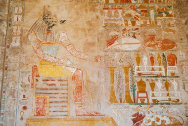 Kraliçe Hatshepsut 'un Morg Tapınağı' ndaki Anubis Kilisesi Çakal 'ın Antik Fresco' su Mısır 'ın Deir El-Bahari şehrinde mumyalama Tanrısı.