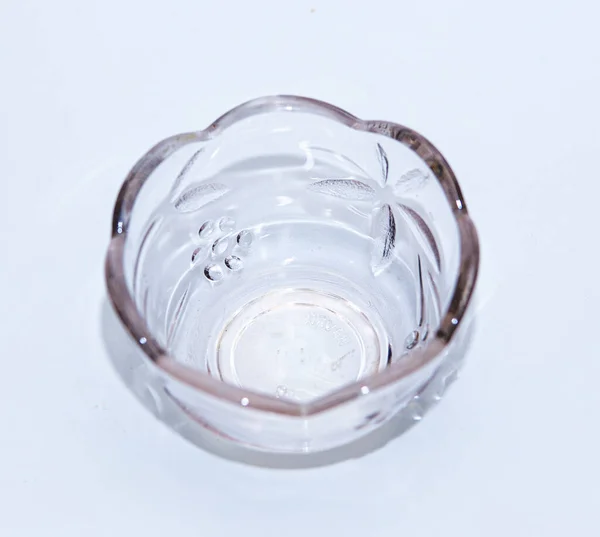 Boş Kase Bardağı Beyaz Arkaplanda Izole Edilmiş — Stok fotoğraf