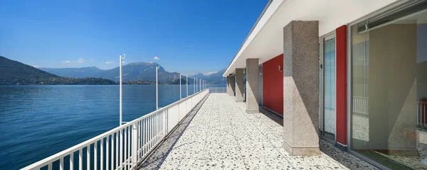 Balcony of an old penthouse — Stock Photo, Image