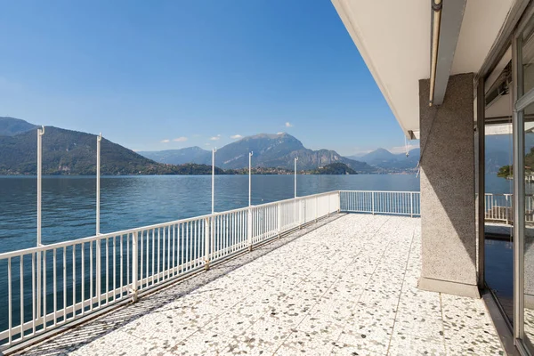 Balcony of an old penthouse — Stock Photo, Image