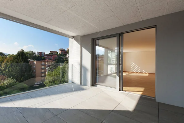 Terrasse der neuen Wohnung — Stockfoto