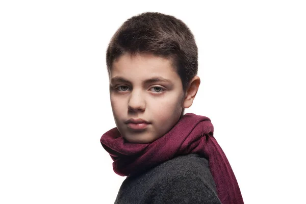 Retrato de niño con suéter y bufanda —  Fotos de Stock