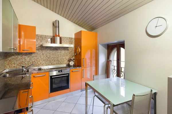 Interior of a home, domestic kitchen — Stock Photo, Image