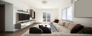 Büyük kanepeler oturma odası