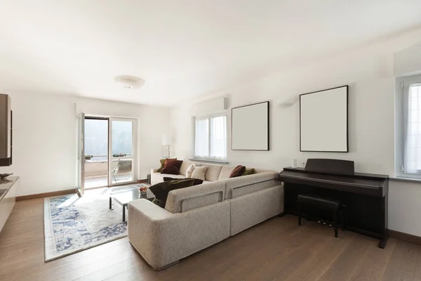 Living room with big sofas — Stock Photo, Image