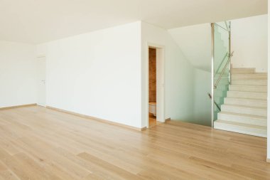 Merdivenleri boş beyaz Oda