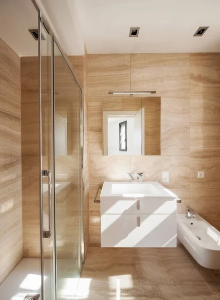 Prachtige marmeren badkamer — Stockfoto