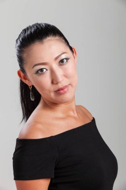 Studio, zarif Asyalı kadın portre