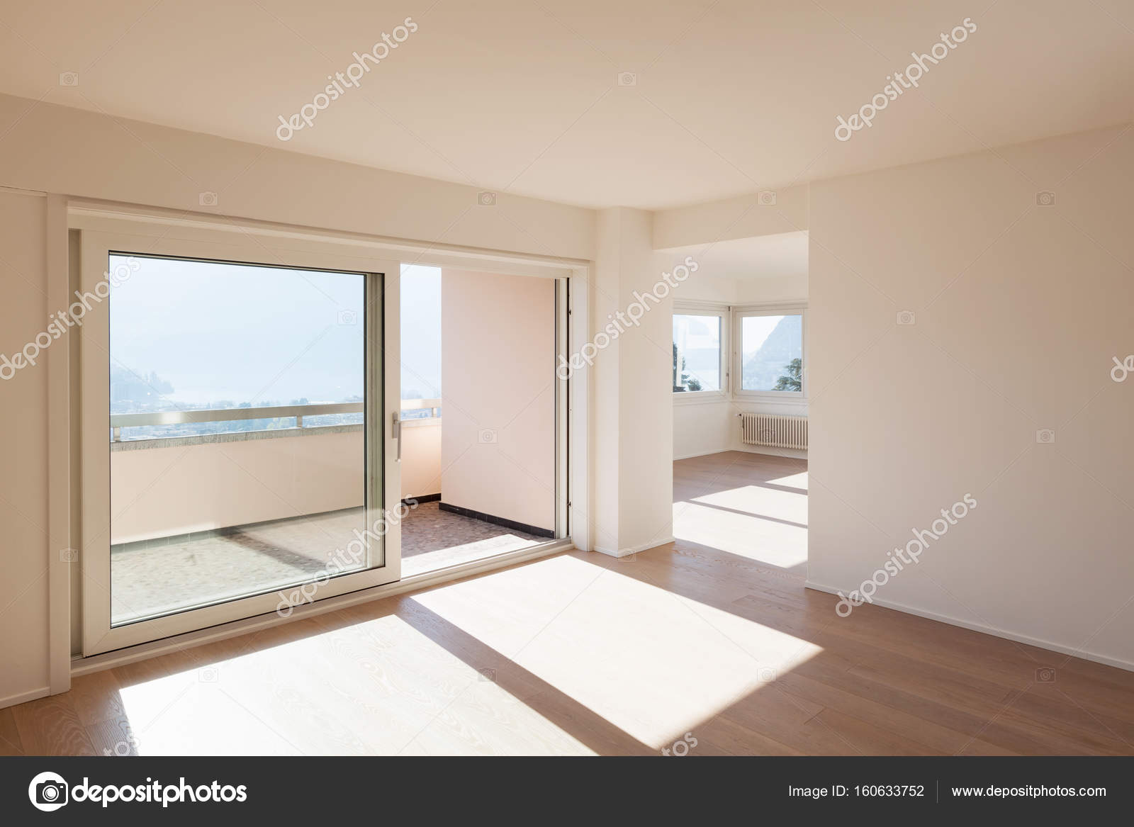 Interior of empty apartment. Stock Photo by ©Zveiger 160633752