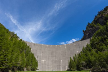 Yaz aylarında Fusio Barajı