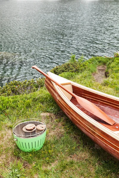 Canoa di bellezza in Svizzera — Foto Stock
