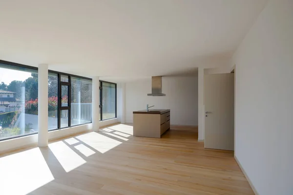 Interiör av ett modernt hus, bara ett rum tomma — Stockfoto
