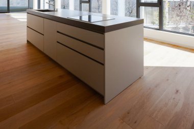 İç modern ev, sadece bir oda boş