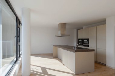 İç modern ev, sadece bir oda boş