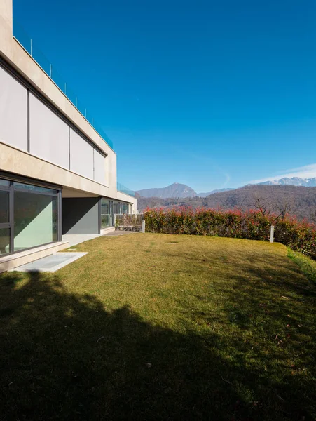 Detalle de casa moderna en el exterior — Foto de Stock