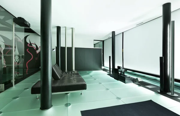 Interieur, moderne loft per nacht — Stockfoto