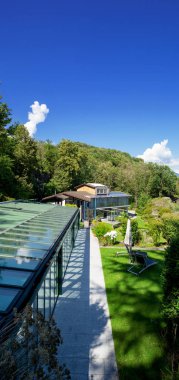 Panoramik manzaralı villa