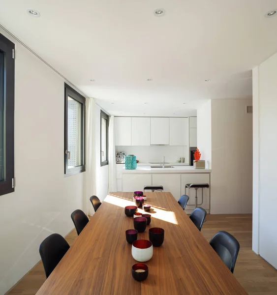 モダンなアパートは、家具のインテリア — ストック写真