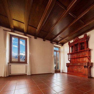 Özel house mobilyasız oturma odasında