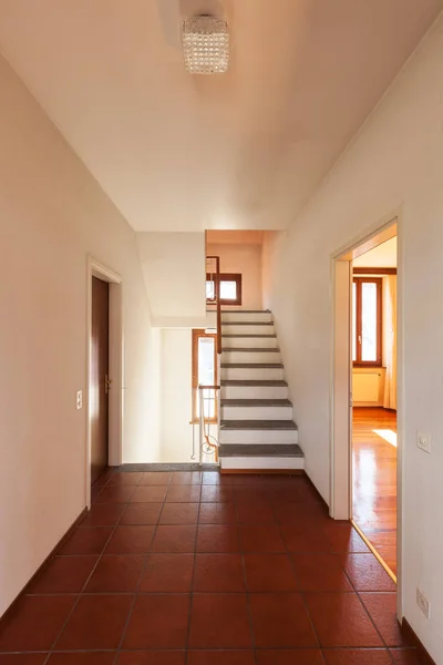 Internal stairway in private home — Stock Photo, Image