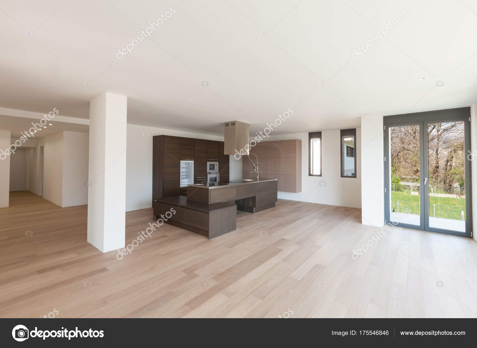 Quarto Grande Com Cozinha Moderna Stock Photo Zveiger 175546846 Quarto Grande Com Cozinha Moderna Stock Photo Zveiger 175546846