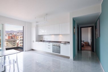 Mutfak modern bir daire, kimse