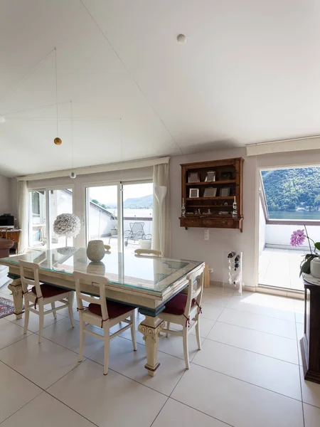 Interiors of modern apartment, dining room — Stock Photo, Image