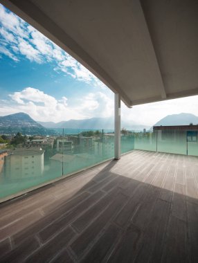 lüks daire balkon, tavan