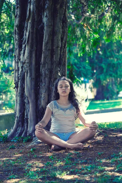 Meditation at the park — Stock Photo, Image