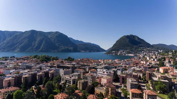 Lugano şehrin havadan görünümü — Stok fotoğraf