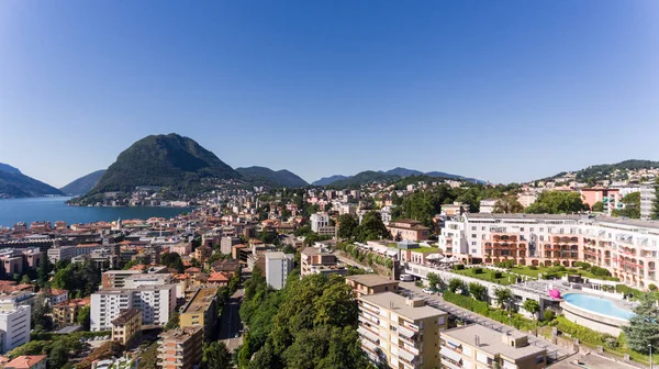 Lugano şehrin havadan görünümü — Stok fotoğraf