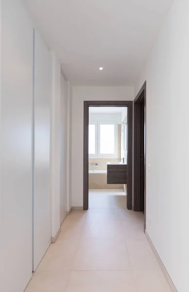 Interno di appartamento moderno, corridoio — Foto Stock