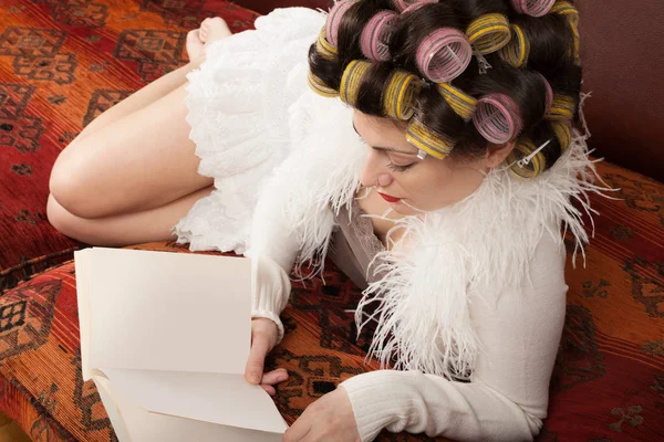 Portrait of a model with a book — Stock Photo, Image