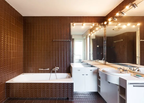 Interior Apartment Bathroom Wall Tiles Brown — Stock Photo, Image