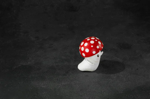 Un champignon en céramique — Photo