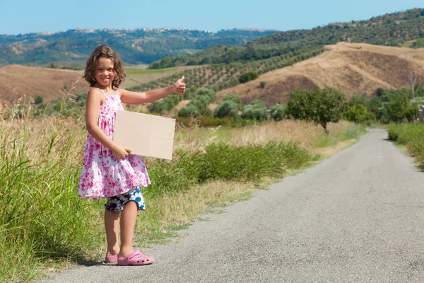 Portrait of a little girl — Stock Photo, Image