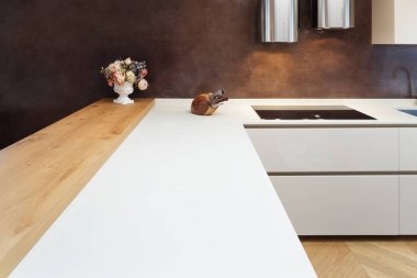 güzel bir daire mobilyalı, mutfak