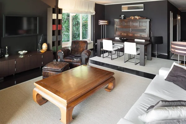 Apartment, comfortable livingroom — Stock Photo, Image
