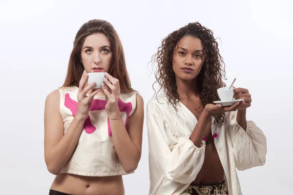 Women drinking coffee — Stock Photo, Image