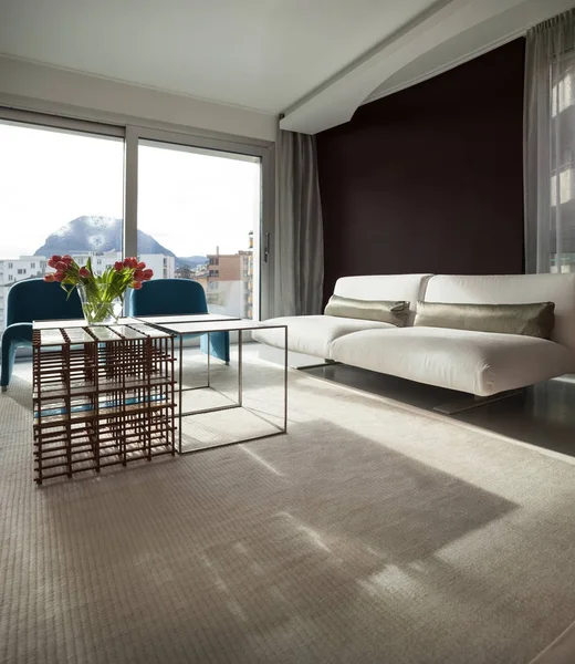 Luxusní byt, komfortní obývací pokoj — Stock fotografie