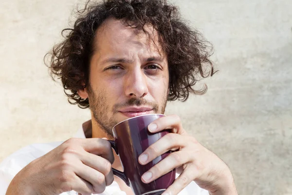 Genç bir adamın portresi