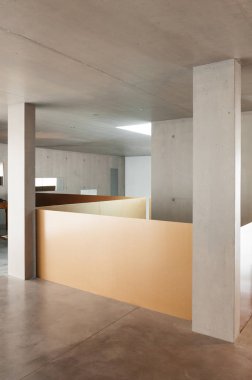  iç house, beton duvar