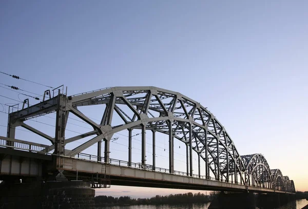 Ponte bonita em Riga Litvia — Fotografia de Stock