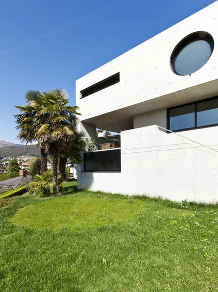 Modern house in cement — Stock Photo, Image