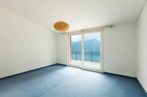 Haus, Zimmer mit Fenster — Stockfoto