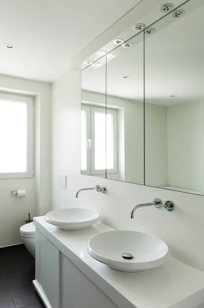 Interni Casa moderna, bagno — Foto Stock