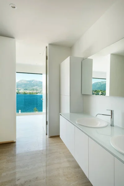 Interni, bagno moderno — Foto Stock